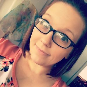 Meet your Posher, Kacie